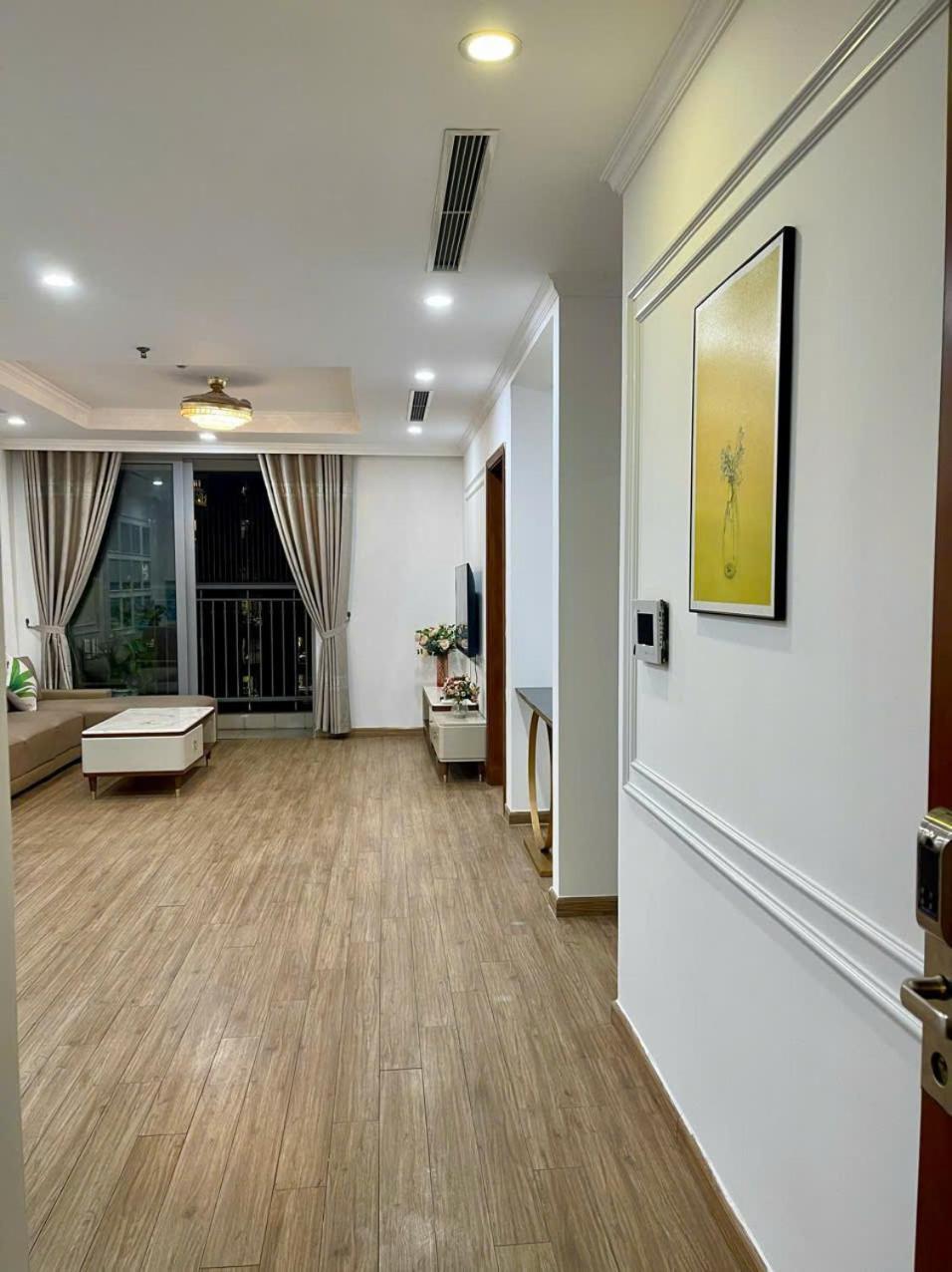 Til-vinhomes Park Hills & Times Elegance